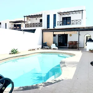 casa-costa-teguise.in-canary-islands.com/